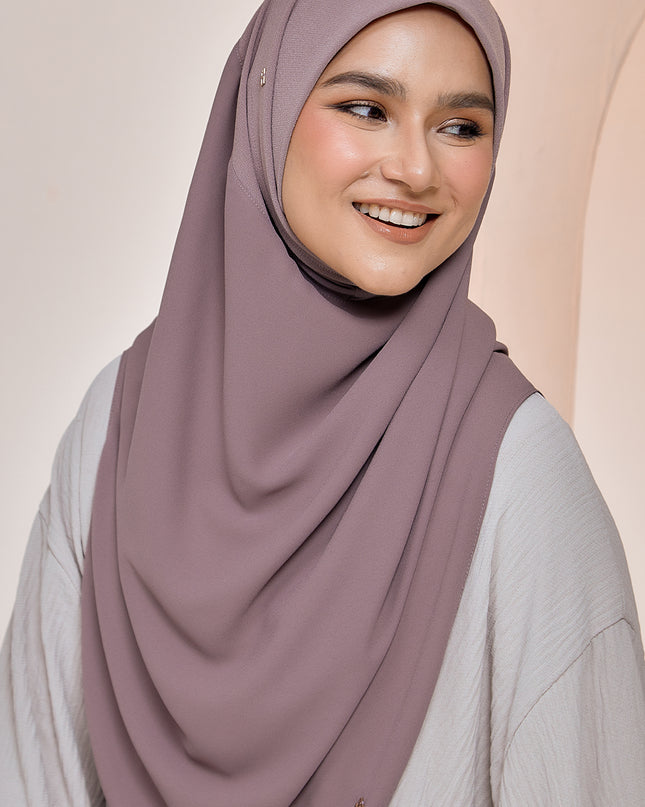 GRACEFULLY-SO PLAIN in ANTLER