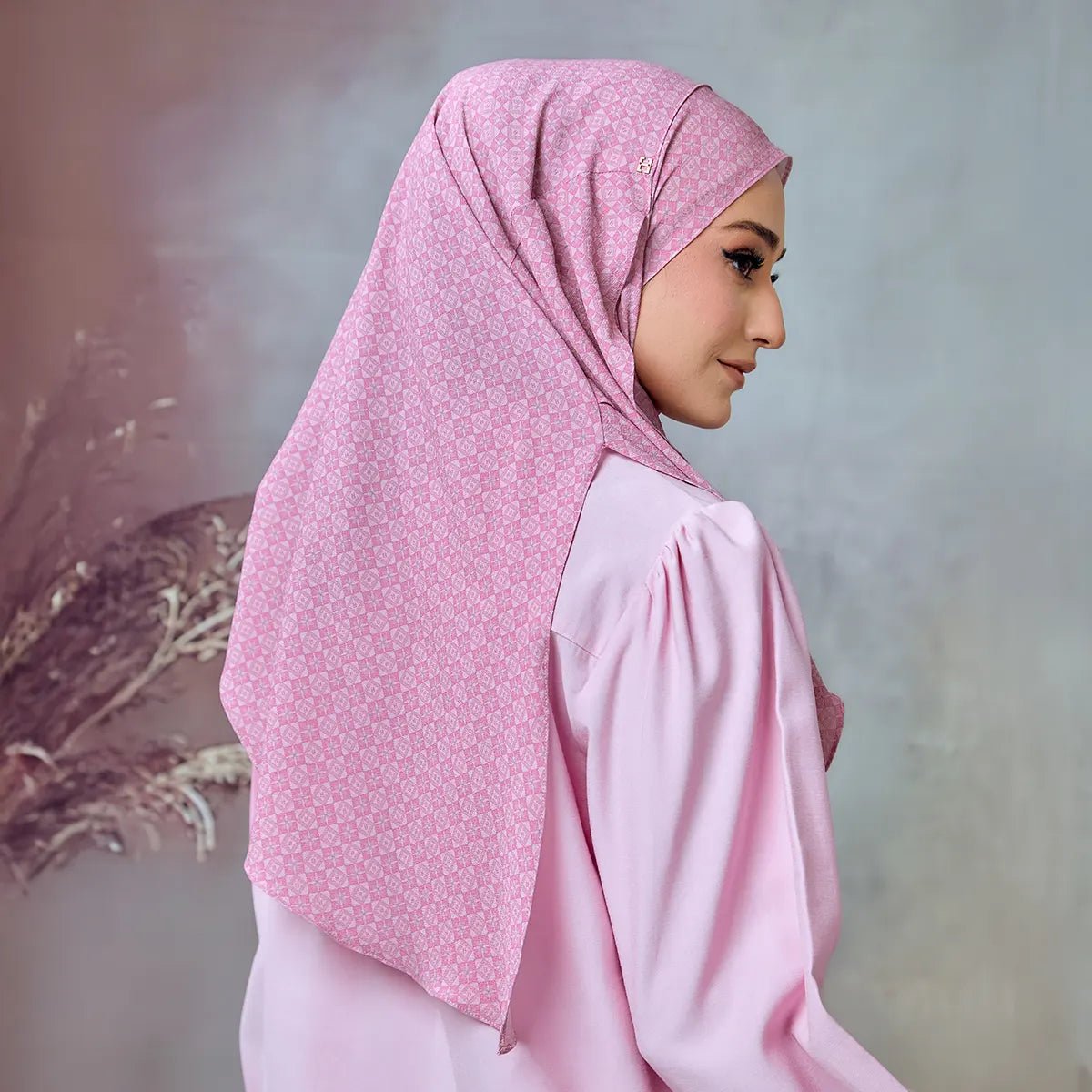 FABLY-SO TRELLIS in BLUSH PINK
