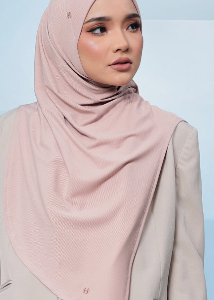 SO-SNAZZY in PEACHY ASH