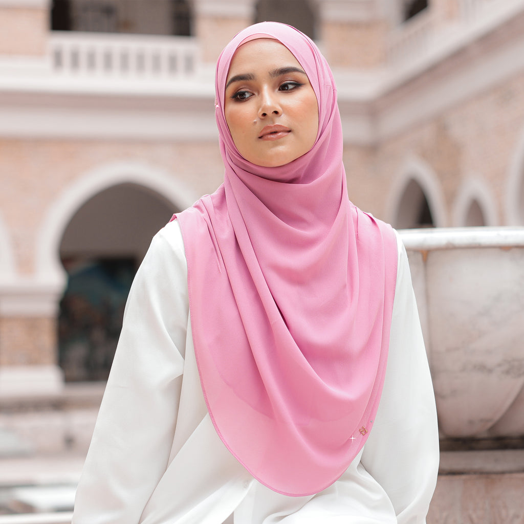 CUTELY-SO in CLOVER PINK