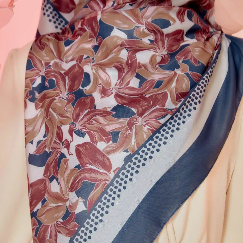 PS-SOFT EMBOSSED SEA OF LILIES in COBALT