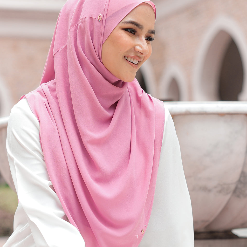 CUTELY-SO in CLOVER PINK