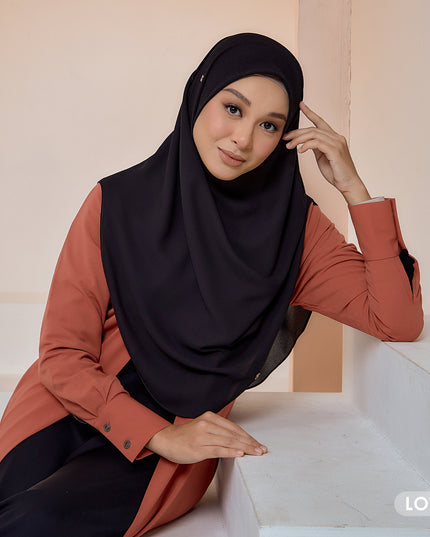 GRACEFULLY-SO PLAIN in BLACK