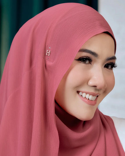 SWEETLY-SO PLAIN in CORAL HAZE