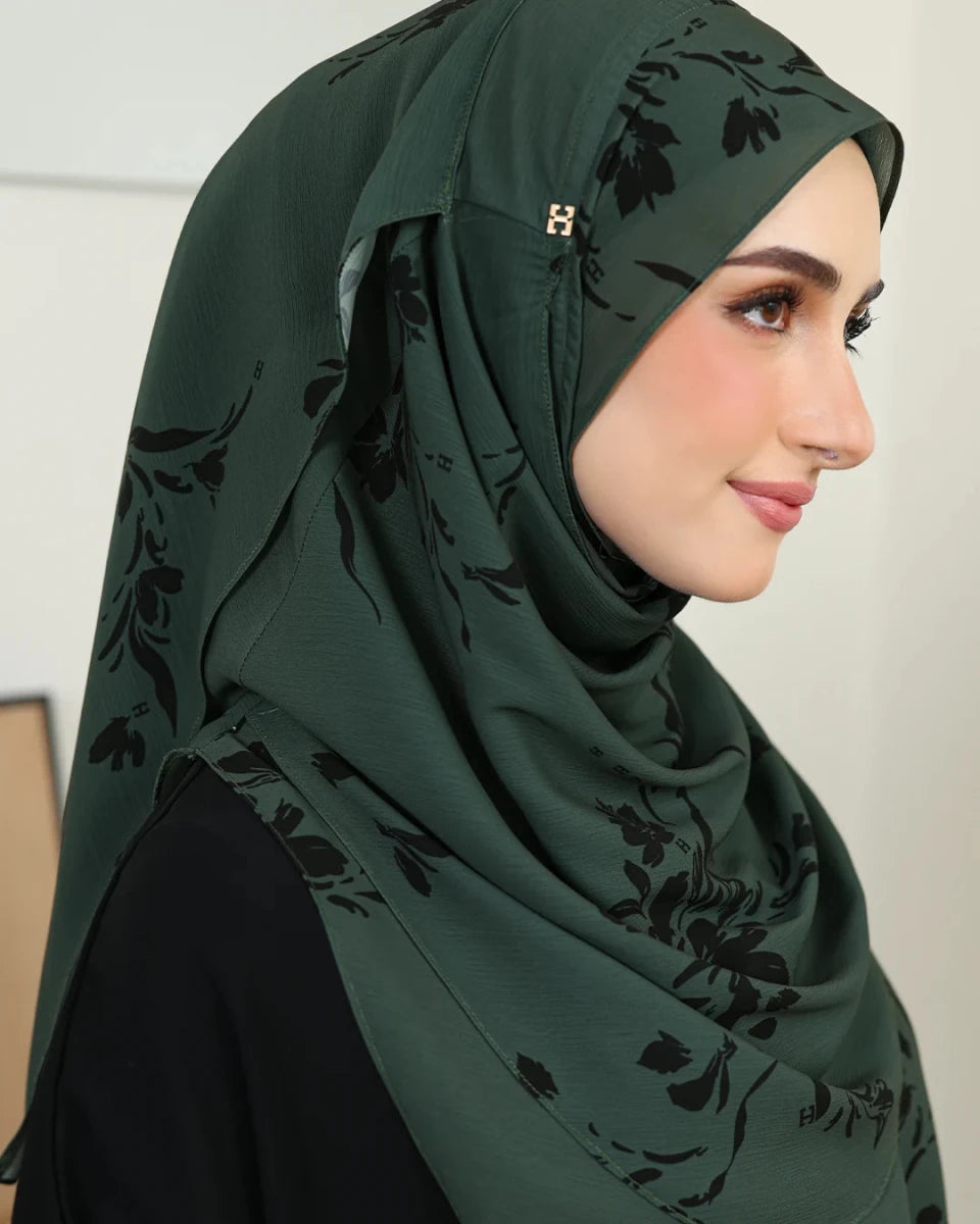 TINSELLY-SO INSTANT ACADIA in FOREST GREEN