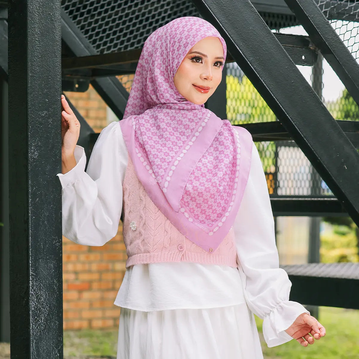 PS-NANTUCKET VOILE in HOT PINK