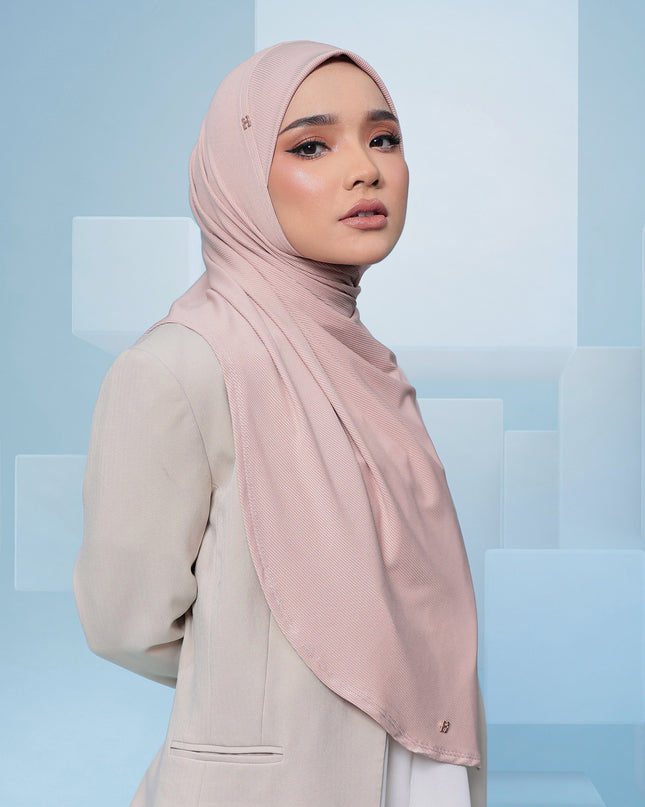 SO-SNAZZY in PEACHY ASH