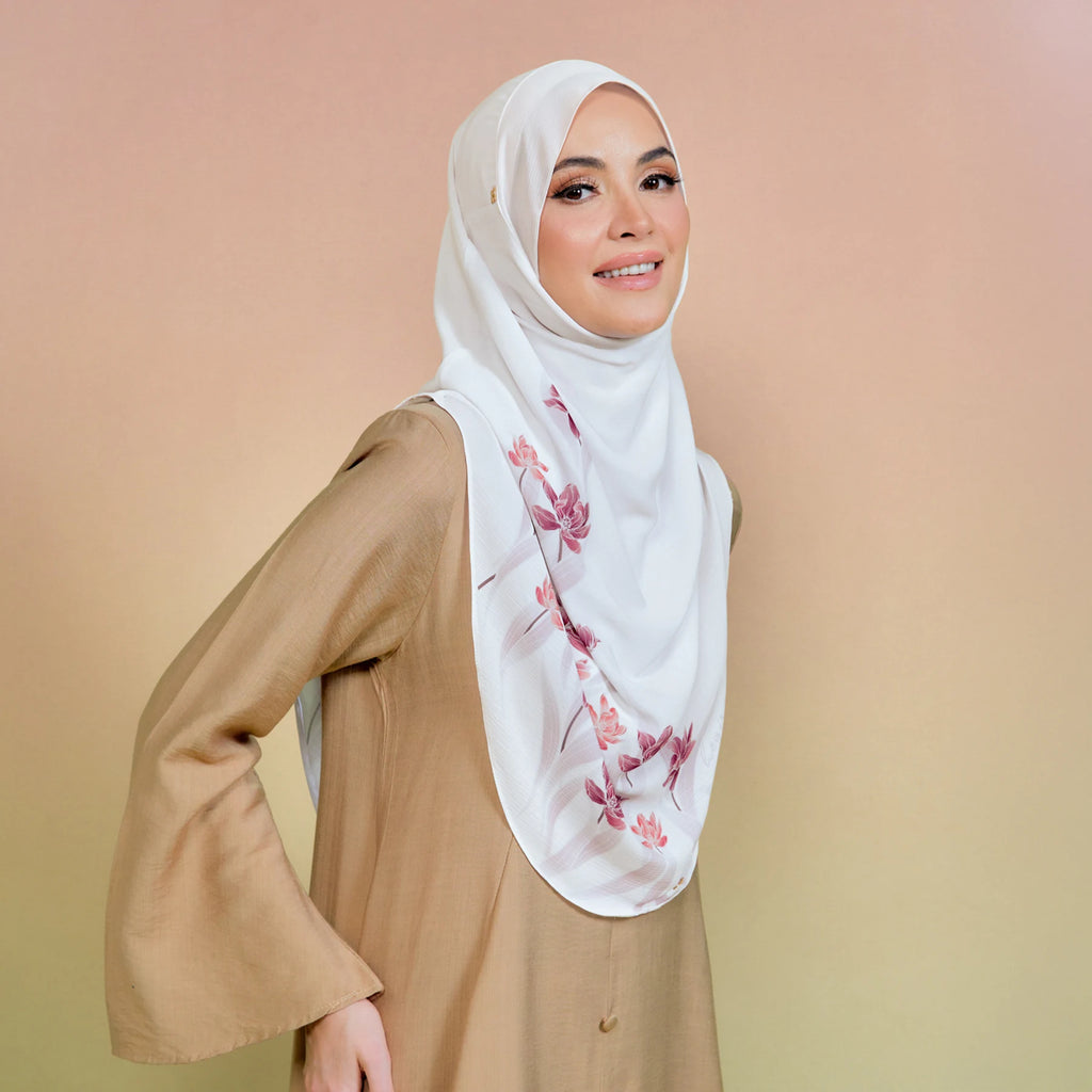 TWEELY-SO TULISSA in SWIZZLE