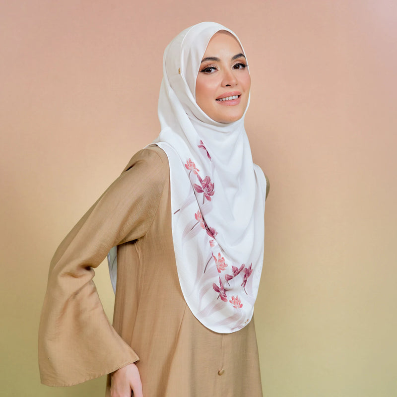 TWEELY-SO TULISSA in SWIZZLE