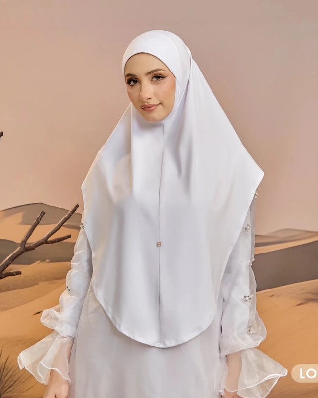 SO-MEDINA TRUE in WHITE
