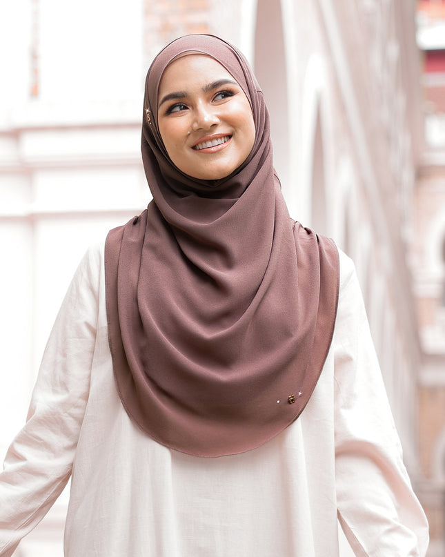 CUTELY-SO in TOASTED ALMOND