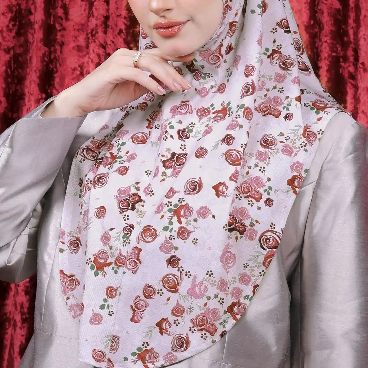 SO-MARJAN TWILL NC TWIRLY ROSE in IVORY