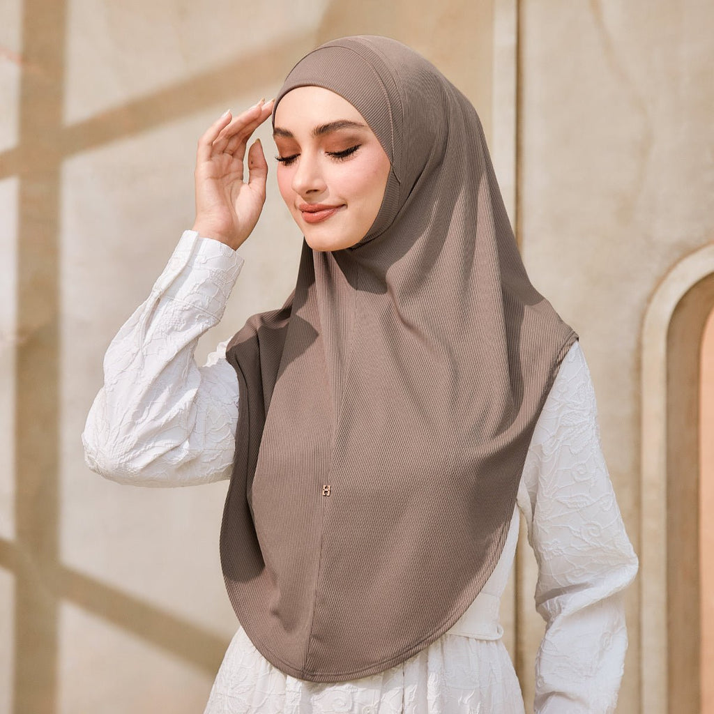 SO-MARJAN in SORREL BROWN