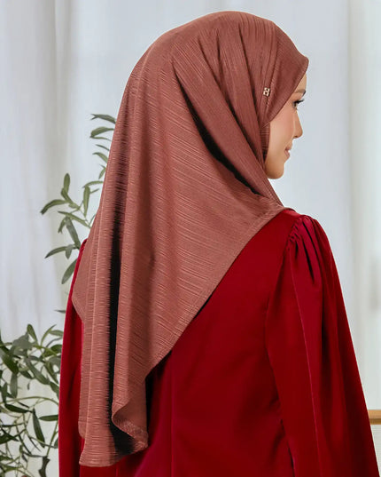 SO-HELENA in RUSTWOOD