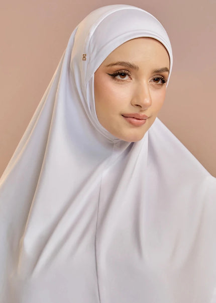 SO-MEDINA TRUE in WHITE