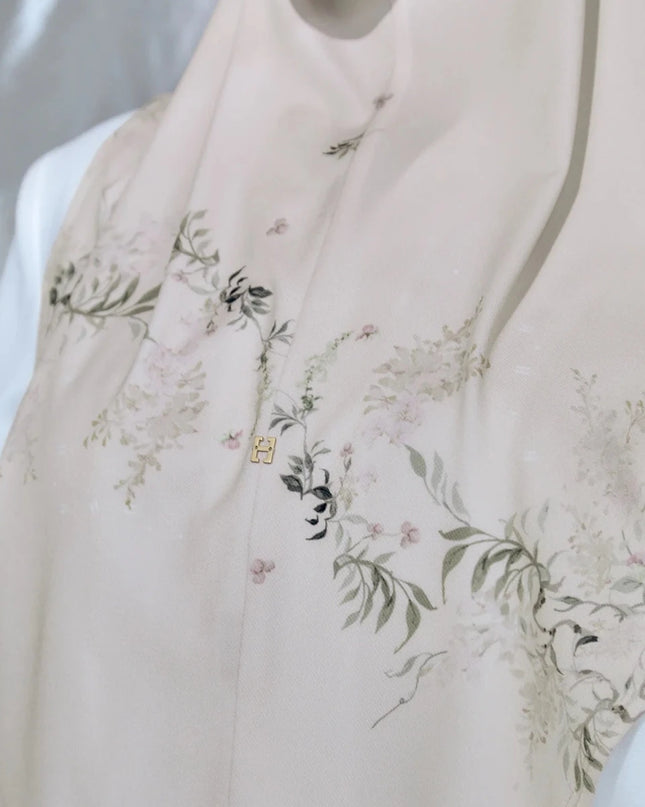 SO-BASIC 2.0 WISTERIA in CREAM VANILLA