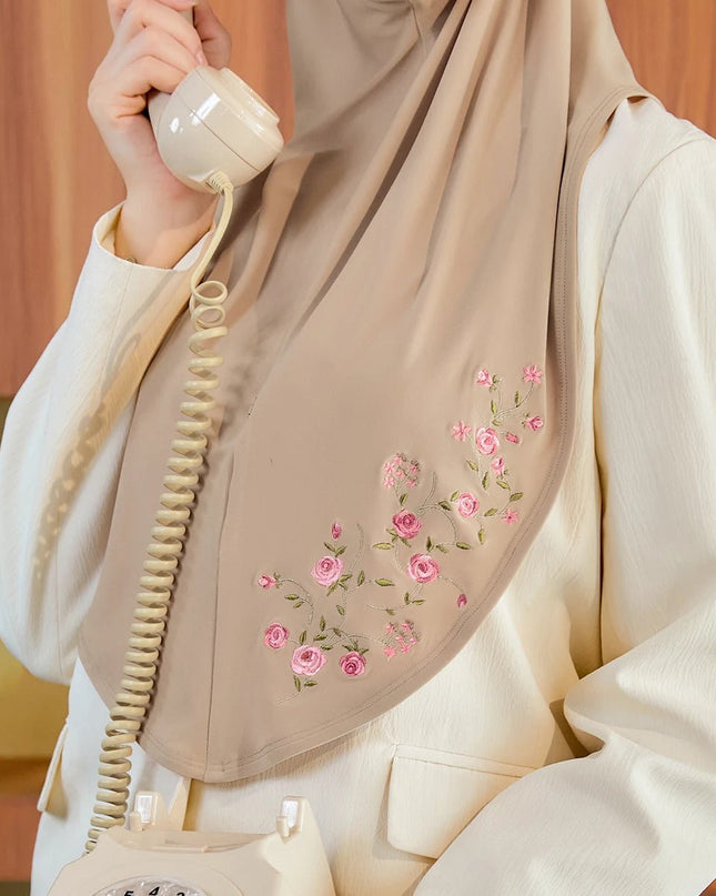 SO-LANA LUXE DECO ROSA in BISQUE