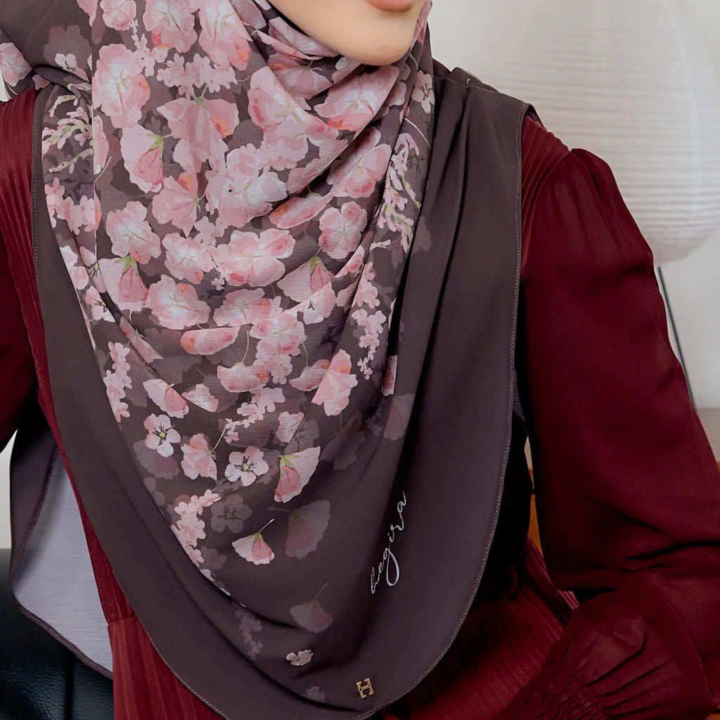 TWEELY-SO BUTTERCUP BLISS in DARK CHOCOLATE