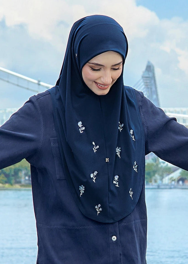 SO-LEA LUXE CAROLINA ROSE in ADMIRAL BLUE