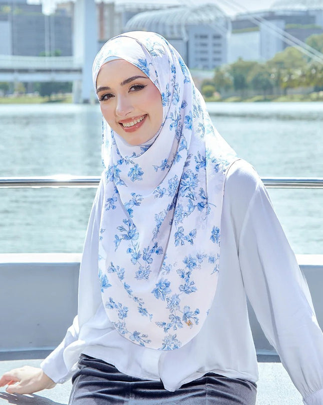 FAIRY-SO VIVIENNE in WHITE BLUE