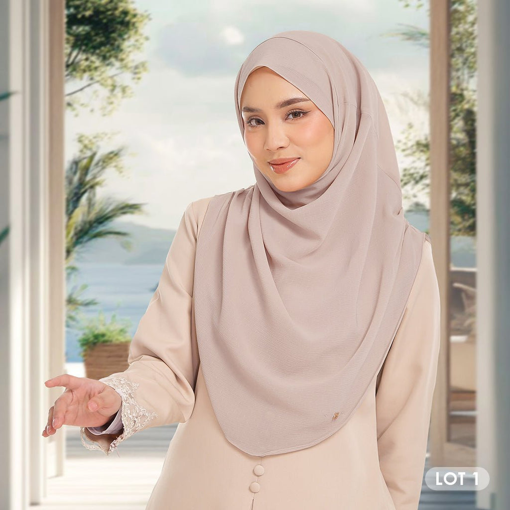 TWEELY-SO DOTTIES in OAT BEIGE