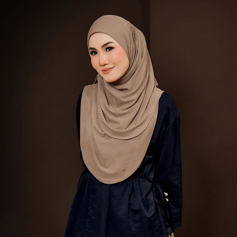 SO-VIENN in RANCH BROWN