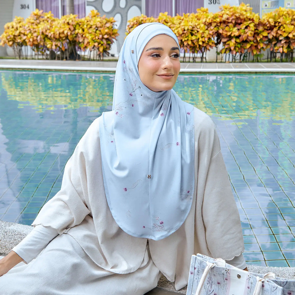 SO-TILLY TIEBACK MIMOSA in FROST BLUE