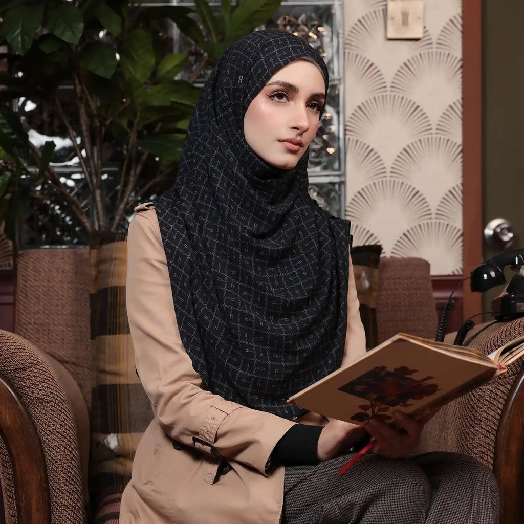 TWEELY-SO BASIC CHAINELLE in BLACK