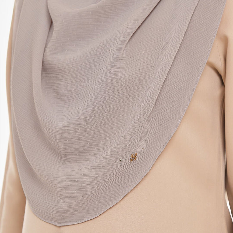 TWEELY-SO DOTTIES in RUSTIC GRAY