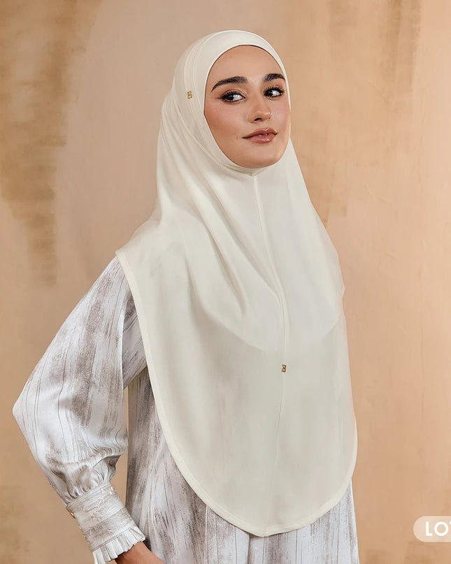 SO-MARJAN TWILL in BUTTER PEARL