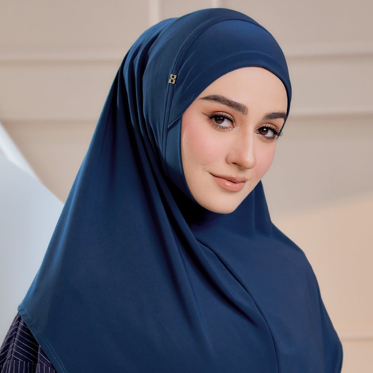 SO-MEDINA in DARK OCEAN