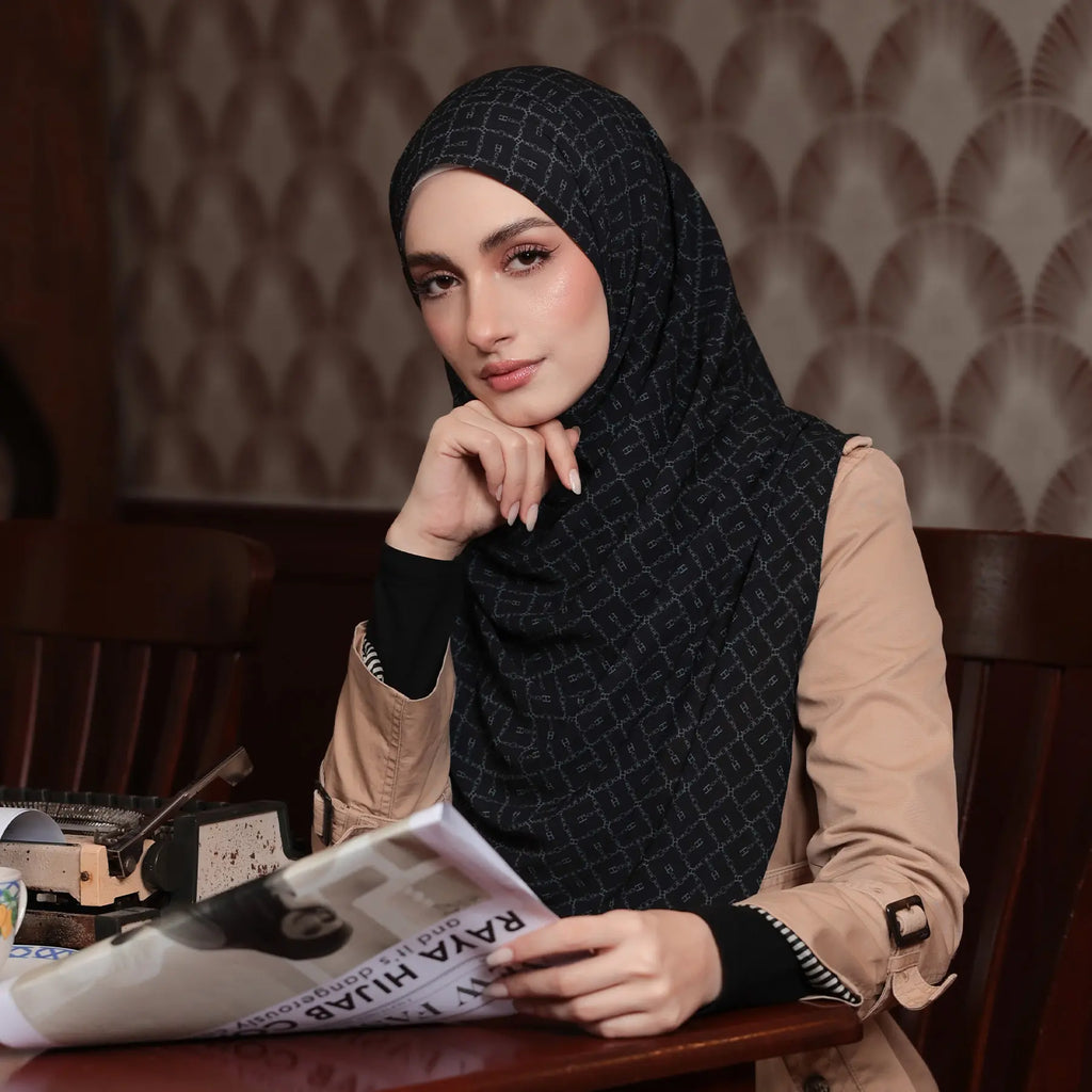 TWEELY-SO BASIC CHAINELLE in BLACK