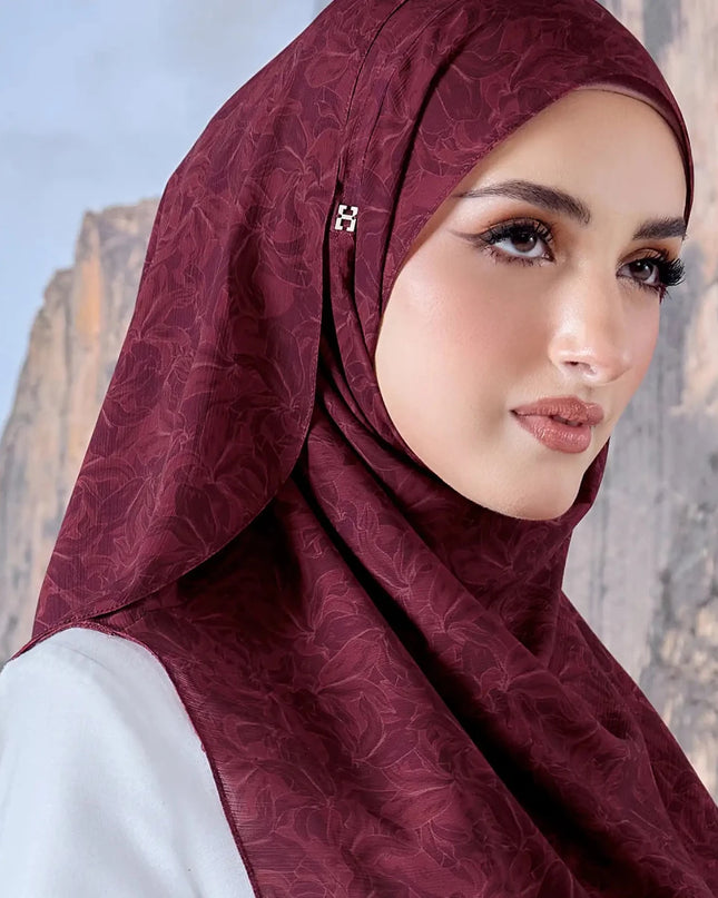 FAIRY-SO SEA OF LILIES in CHERRY SPICE