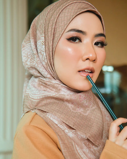 SO-STELLAR PORCELAIN in ESPRESSO