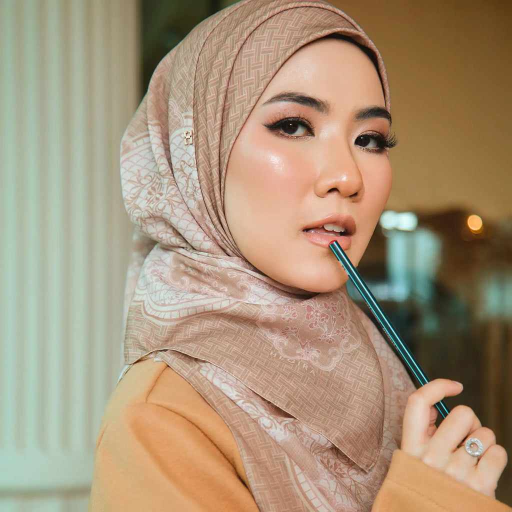 SO-STELLAR PORCELAIN in ESPRESSO