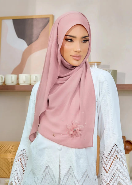 SWEETLY-SO LUXE HANAMEERAN in BLUSH PINK