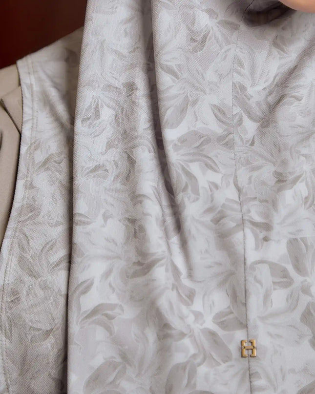 SO-YOUNG SEA OF LILIES in TEAK