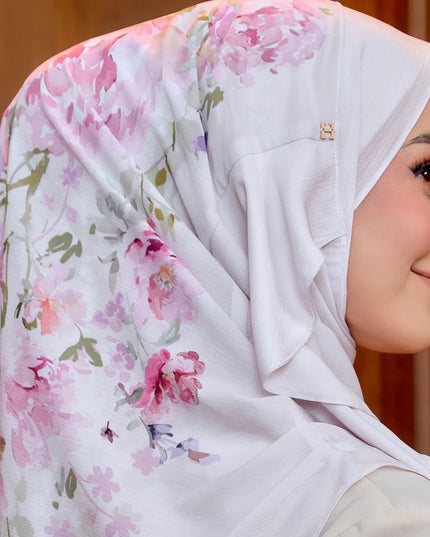 TWEELY-SO RUFFLES ALMOST SUMMER in OFF WHITE