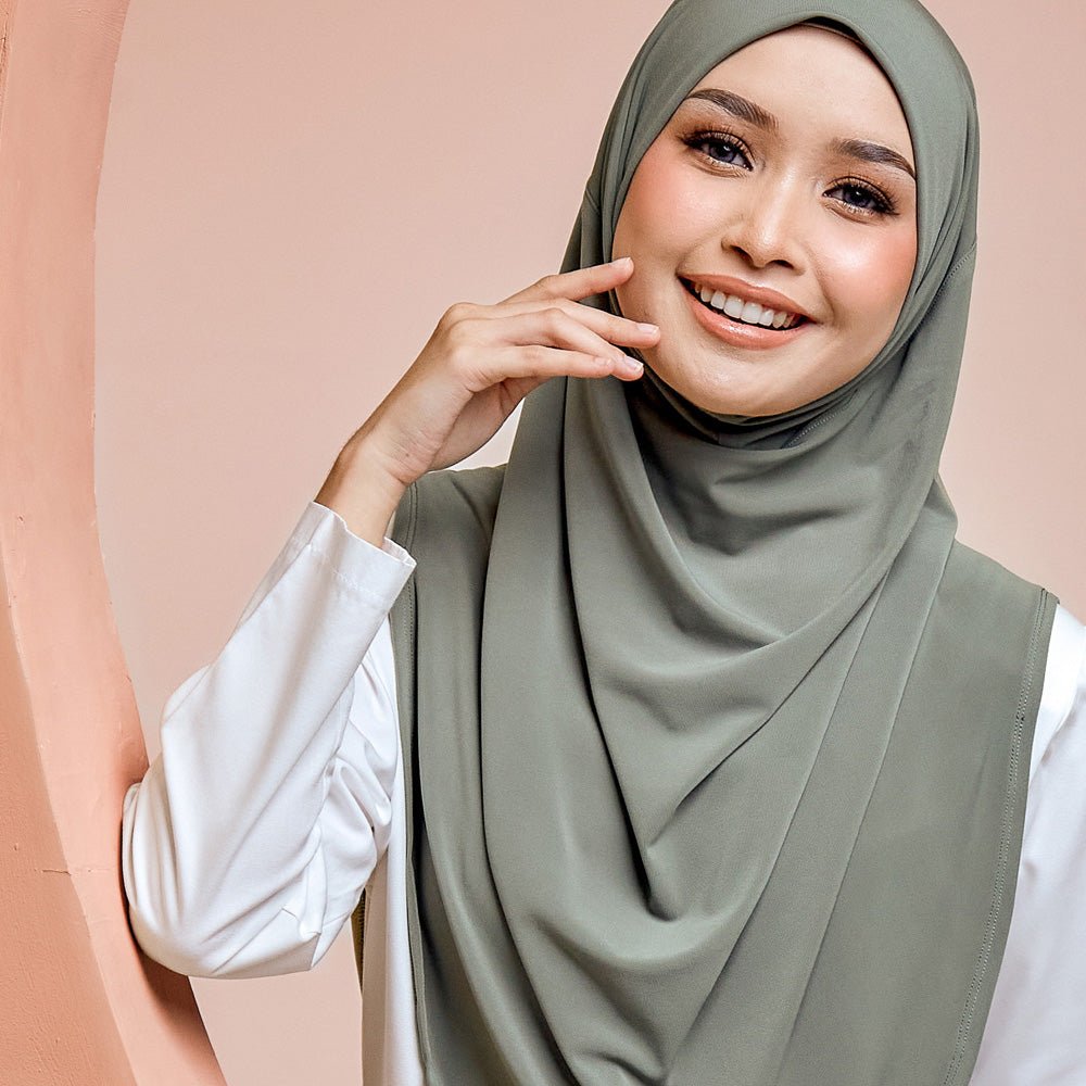 SO-GRACELYN in MOSSY BASIL