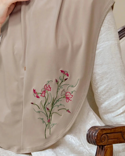 SO-MARJAN LUXE BELLFLOWERS in KHAKI