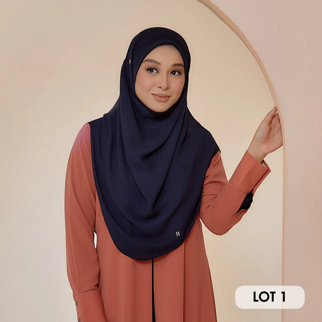 GRACEFULLY-SO PLAIN in ADMIRAL BLUE