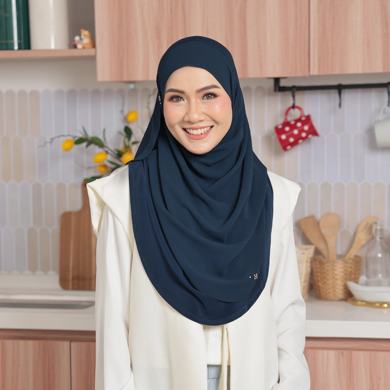 FABELLA-SO in ADMIRAL BLUE