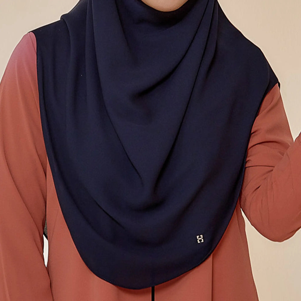 GRACEFULLY-SO PLAIN in ADMIRAL BLUE