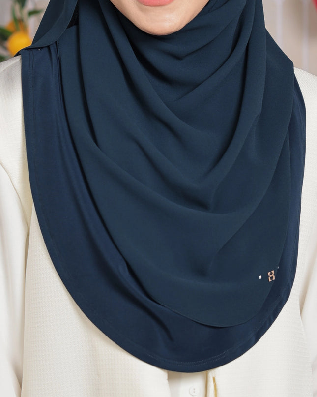 FABELLA-SO in ADMIRAL BLUE