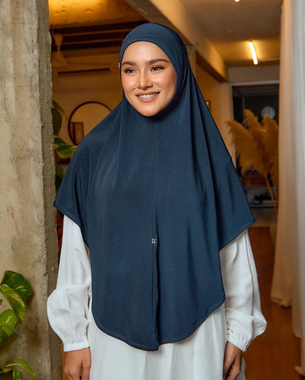 SO-MEDINA in ADMIRAL BLUE