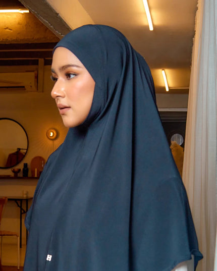 SO-MEDINA in ADMIRAL BLUE