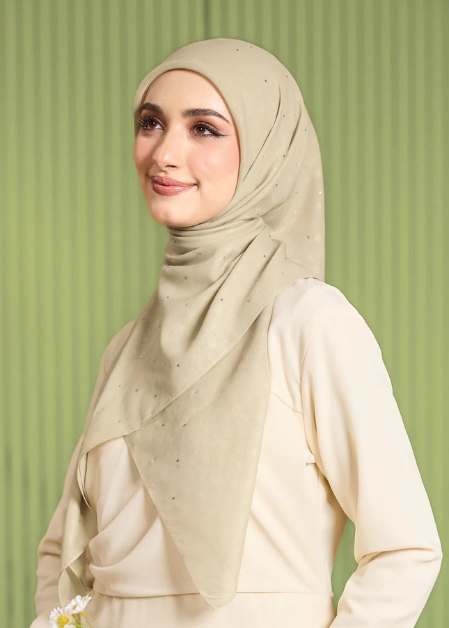 PS-INSCRIBED LUMINA in ALMOND CREAM