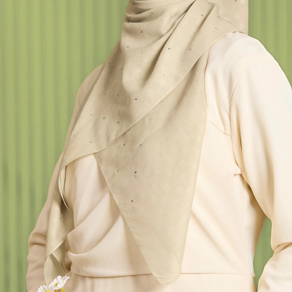PS-INSCRIBED LUMINA in ALMOND CREAM