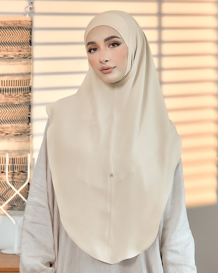 IMANLY-SO in ALMOND CREAM