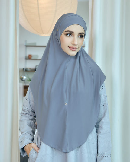 SO-MAHWISH IK in BASHFUL